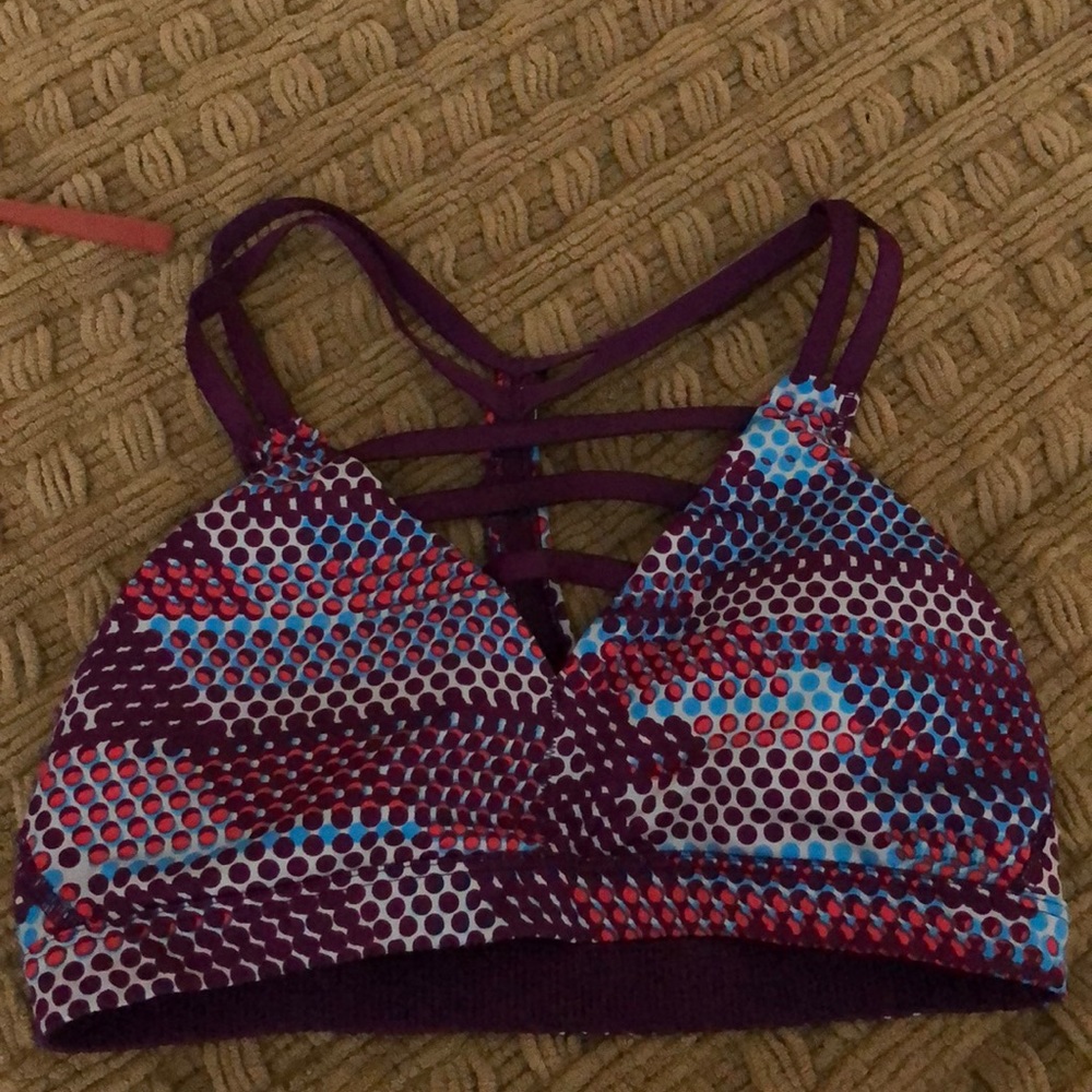 Sports bra